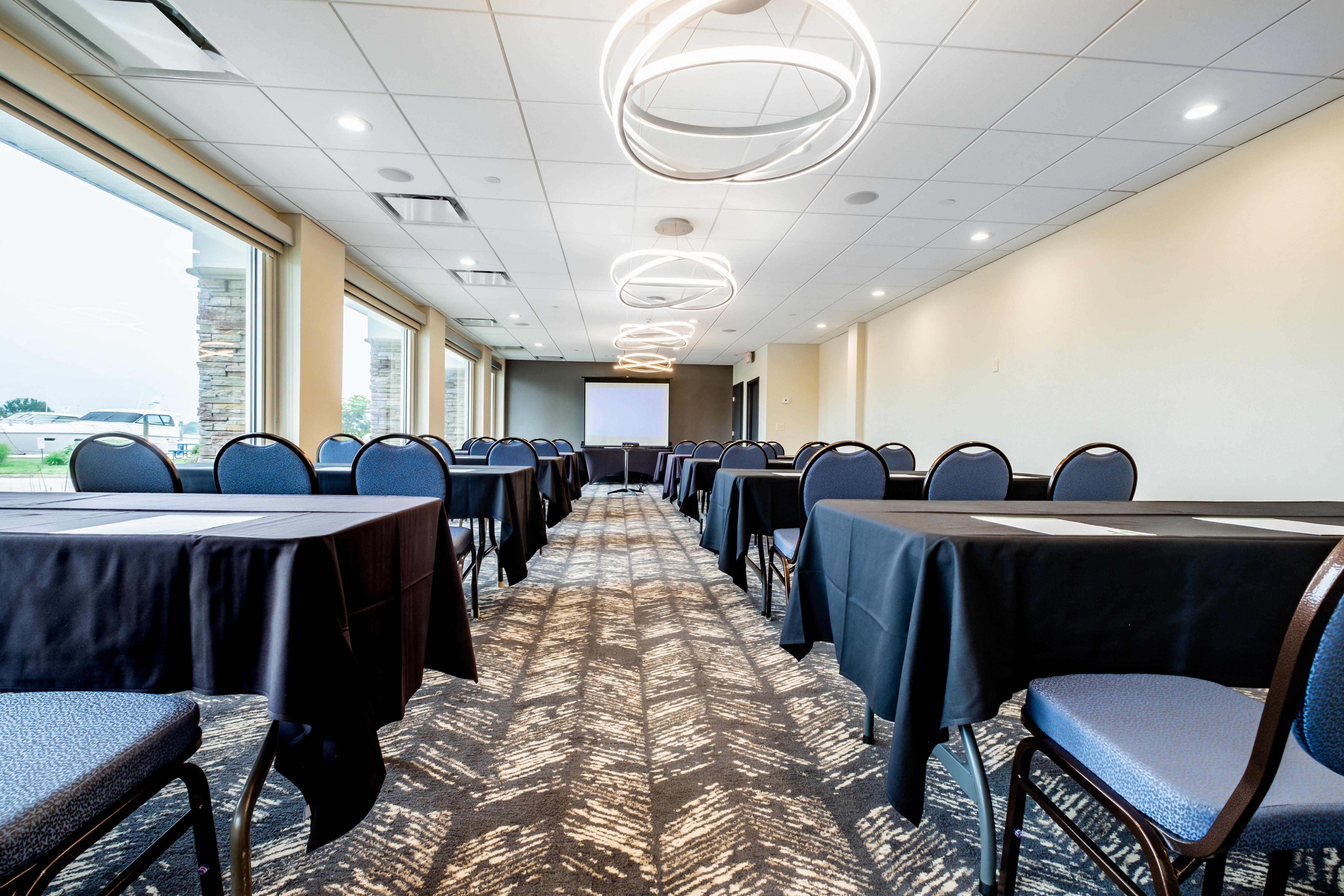 Holiday Inn Grand Haven-Spring Lake By Ihg Exterior photo