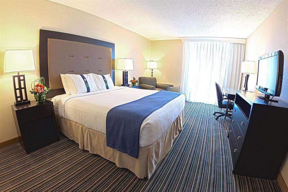 Holiday Inn Grand Haven-Spring Lake By Ihg Exterior photo